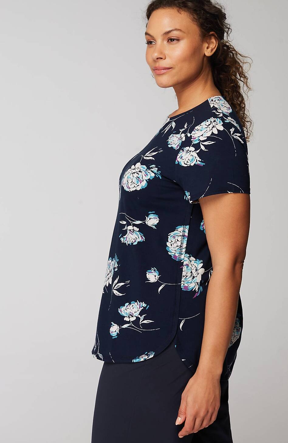 12672-Fit-Progress-Shirttail-Tee-98.jpg Fit Progress Shirttail Tee