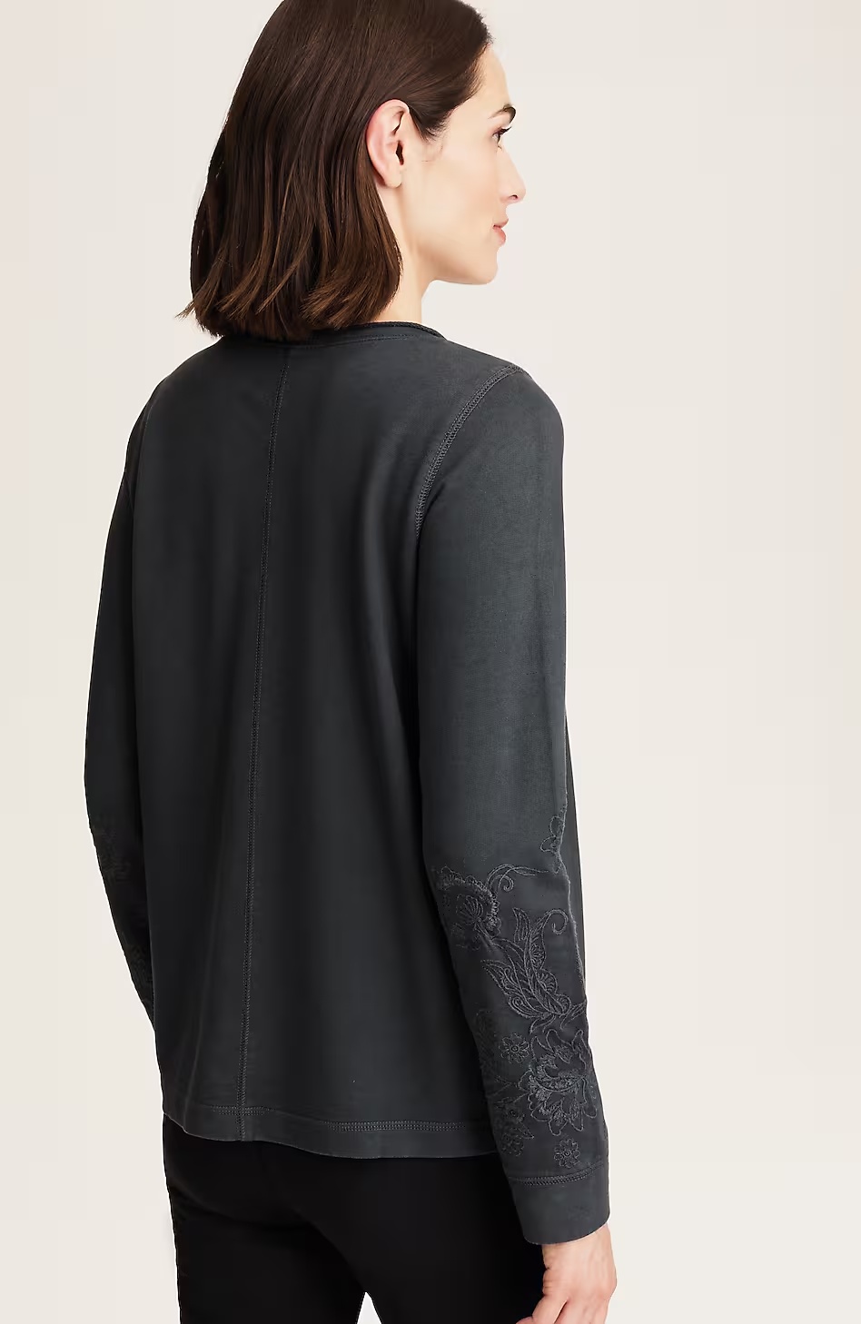 Fit Embroidered Garment-Dyed Pullover