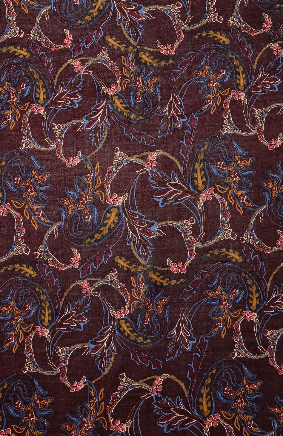 1351-Lightweight-Printed-Square-Scarf-11.jpg Lightweight Printed Square Scarf