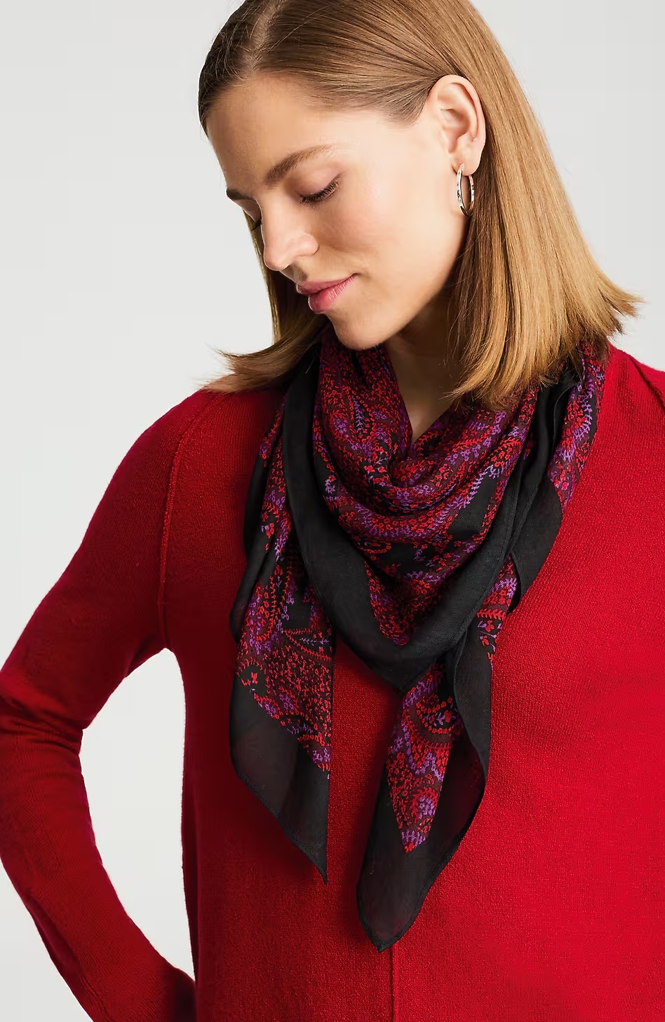 1351-Lightweight-Printed-Square-Scarf-5.jpg Lightweight Printed Square Scarf