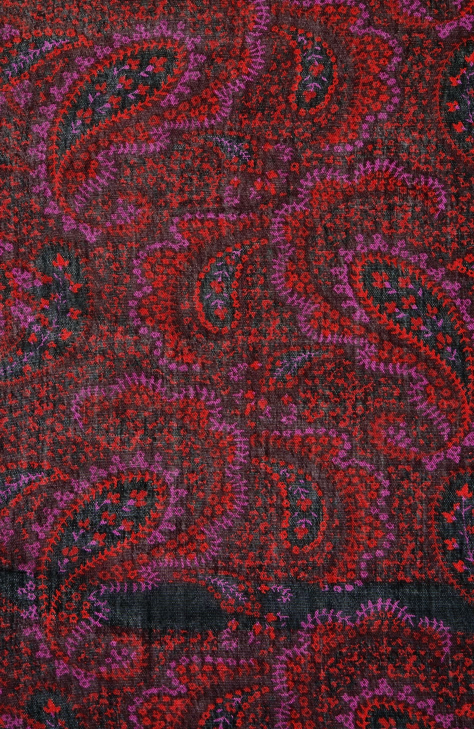 1351-Lightweight-Printed-Square-Scarf-7.jpg Lightweight Printed Square Scarf