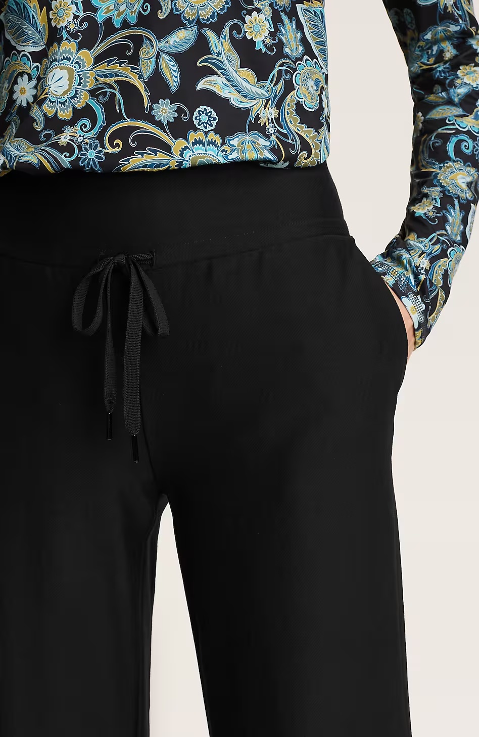 14055-Fit-Stretch-Knit-Wide-Leg-Pants-3.jpg Fit Stretch-Knit Wide-Leg Pants