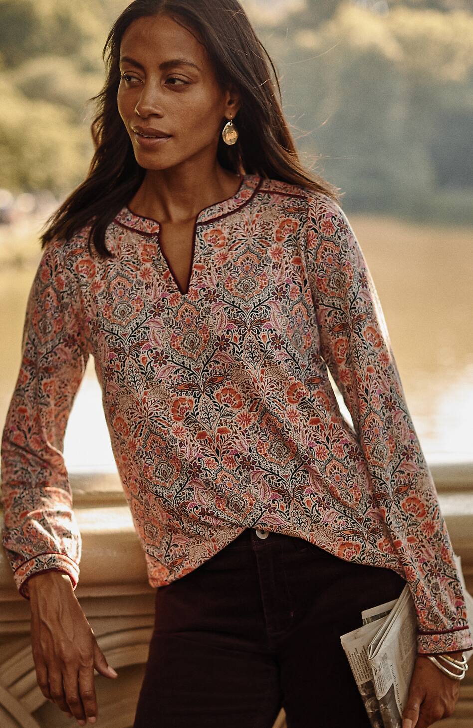 18775-Contrast-Trimmed-Top-13.jpg Contrast-Trimmed Top