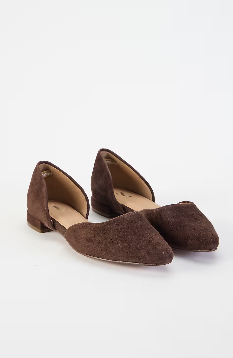 2041-Sutton-D-Orsay-Flats-17.jpg Sutton D'Orsay Flats