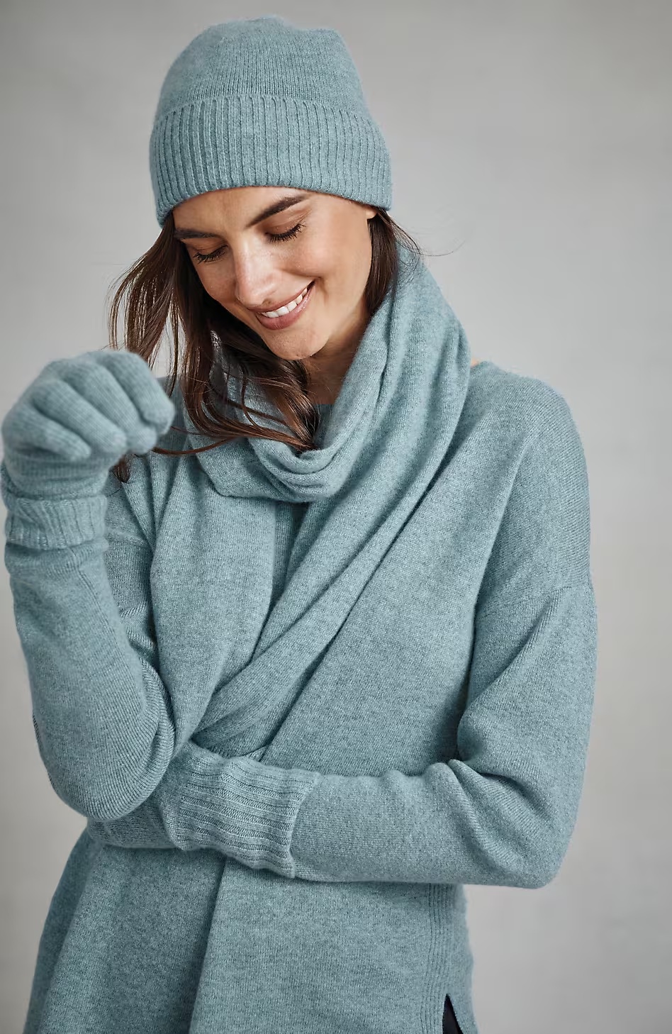 2348-Cashmere-Cuffed-Gloves-6.jpg Cashmere Cuffed Gloves