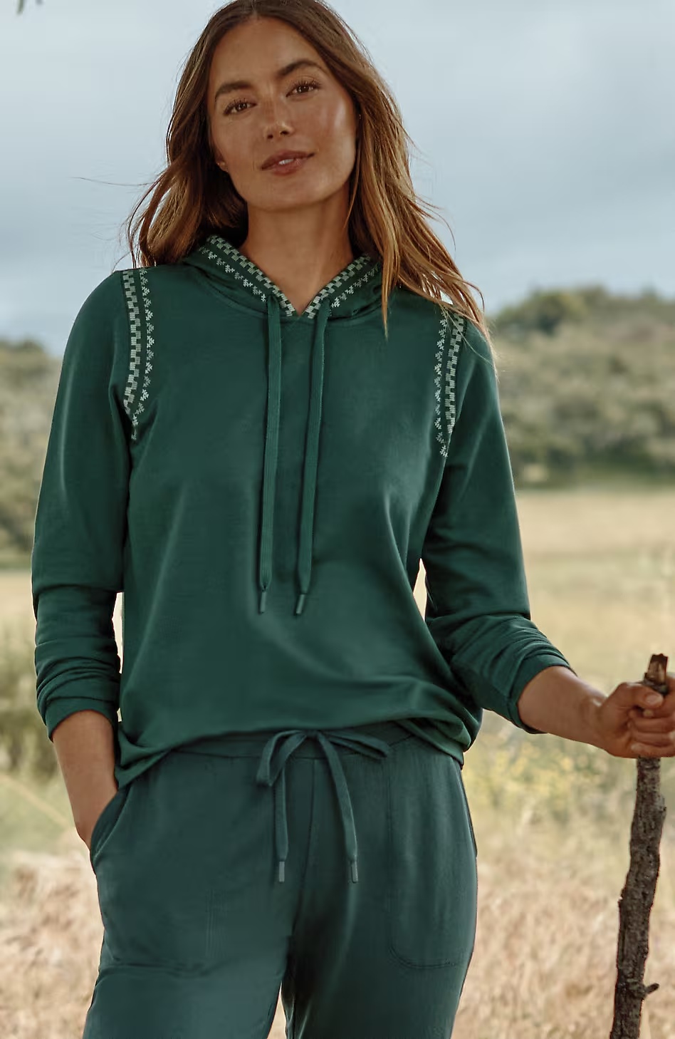 Fit Embroidered Fleece Hoodie