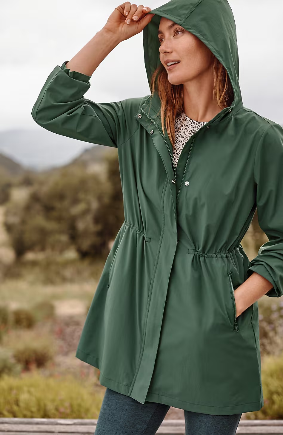 Fit Water-Resistant Cinched-Waist Anorak