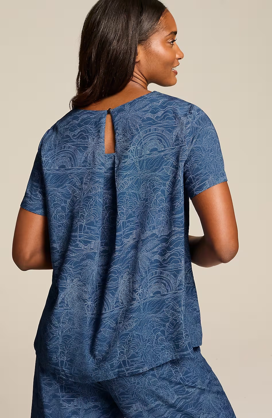 32940-Silky-Soft-Pleat-Back-Tee-3.jpg Silky-Soft Pleat-Back Tee