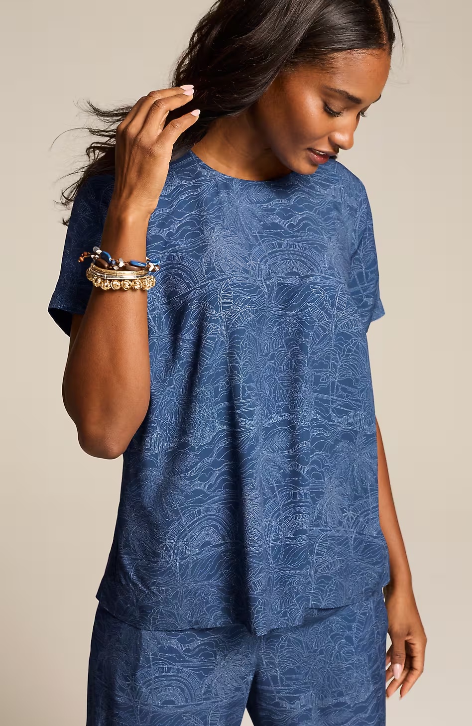 32940-Silky-Soft-Pleat-Back-Tee-4.jpg Silky-Soft Pleat-Back Tee