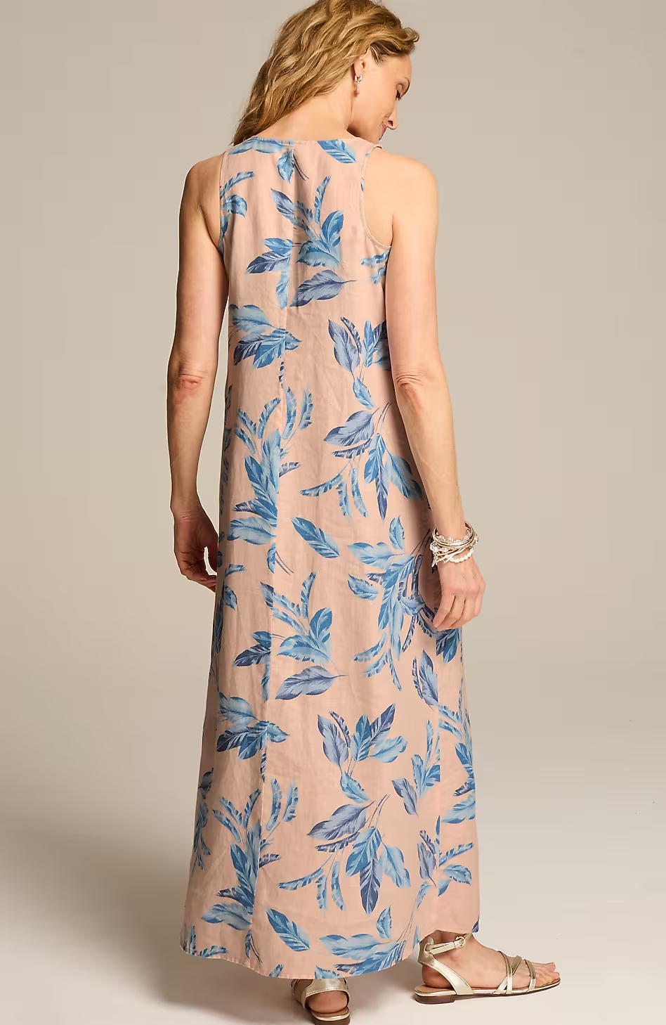 35840-Sleeveless-V-Neck-Maxi-Dress-11.jpg Sleeveless V-Neck Maxi Dress