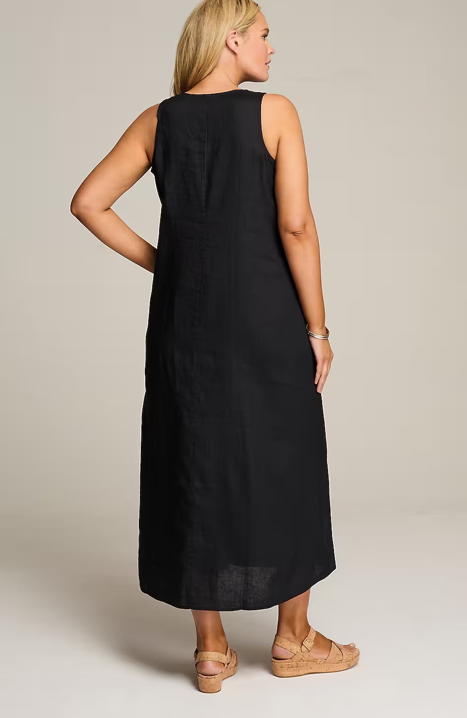 35840-Sleeveless-V-Neck-Maxi-Dress-2.jpg Sleeveless V-Neck Maxi Dress