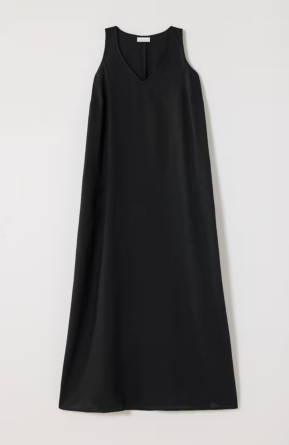 35840-Sleeveless-V-Neck-Maxi-Dress-3.jpg Sleeveless V-Neck Maxi Dress