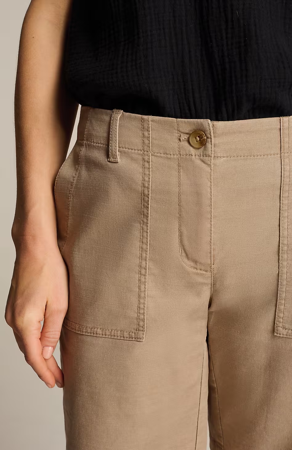 39296-Chino-Patch-Pocket-Shorts-6.jpg Chino Patch-Pocket Shorts