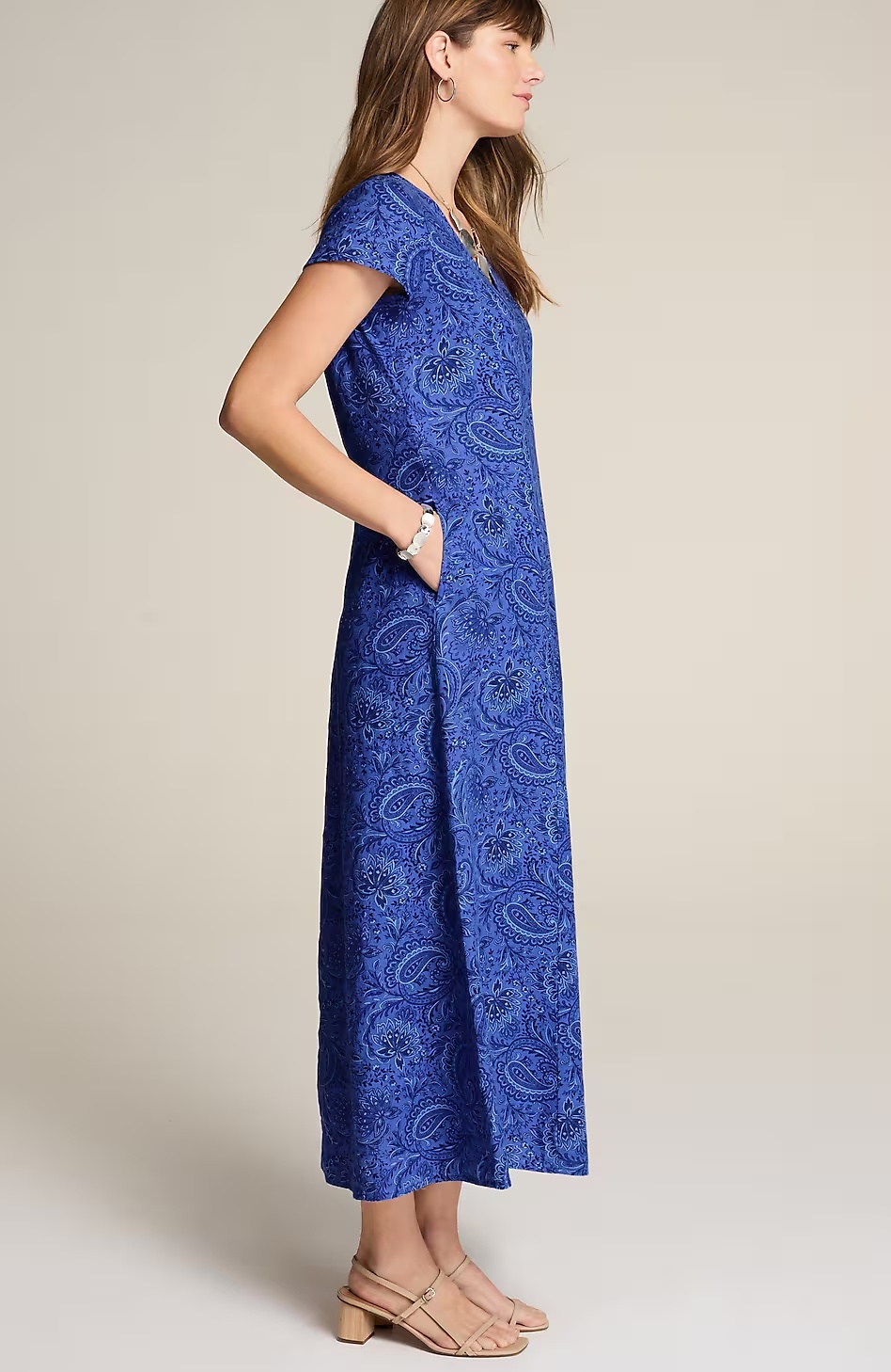 42176-Linen-V-Neck-Maxi-Dress-11.jpg Linen V-Neck Maxi Dress