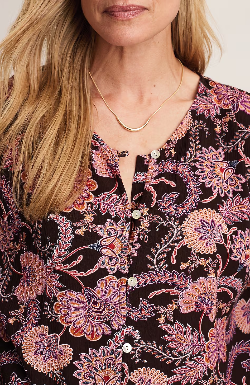 46212-Printed-Crinkle-Textured-Top-4.jpg Printed Crinkle-Textured Top