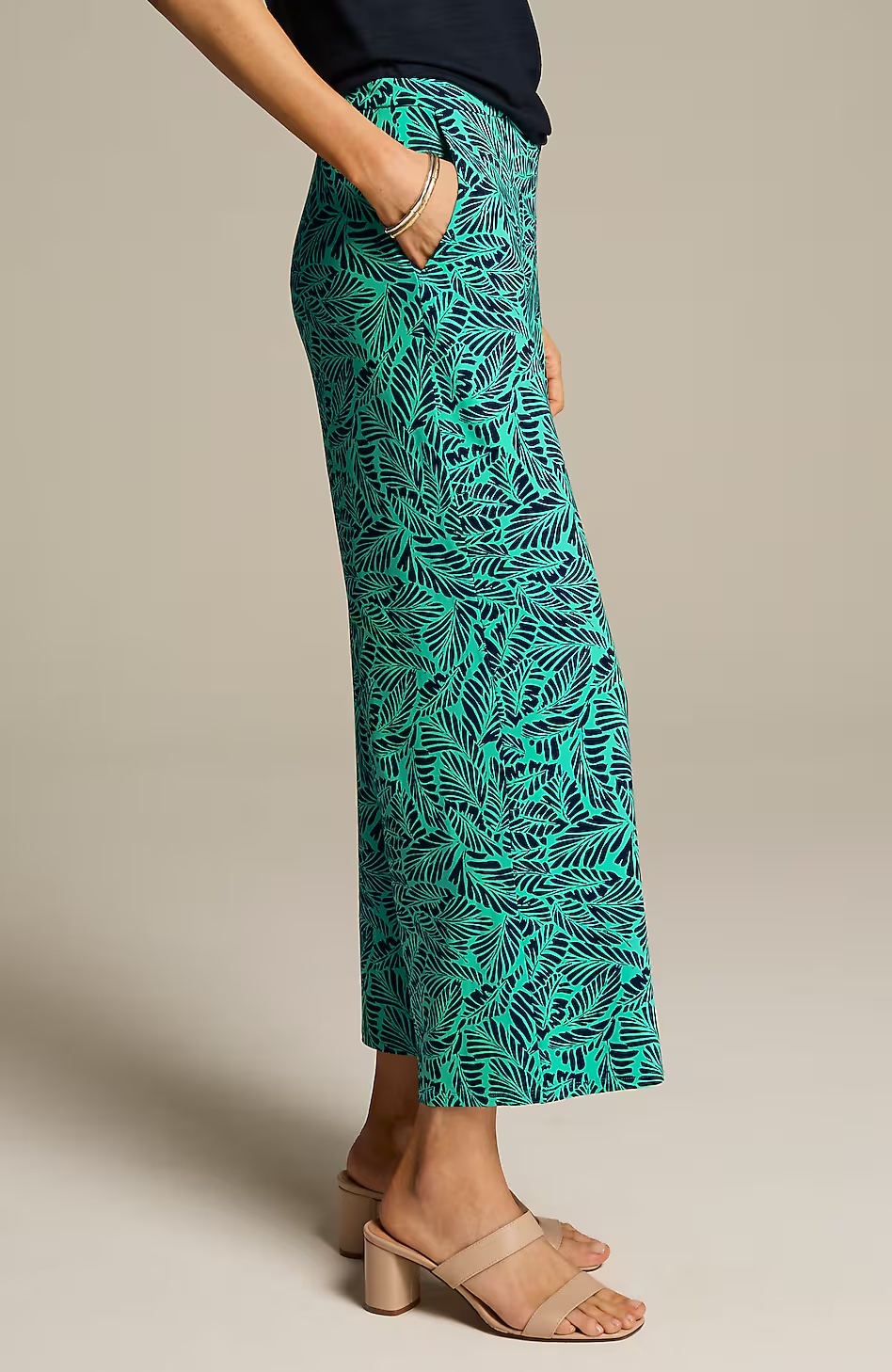 47682-Wearever-Wide-Leg-Knit-Crops-34.jpg Wearever Wide-Leg Knit Crops