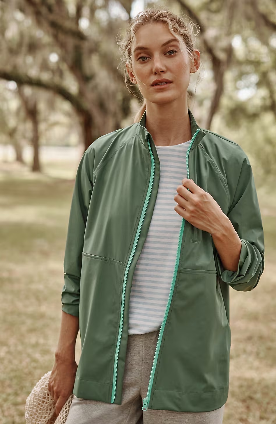 Fit Contrasting-Zipper Jacket