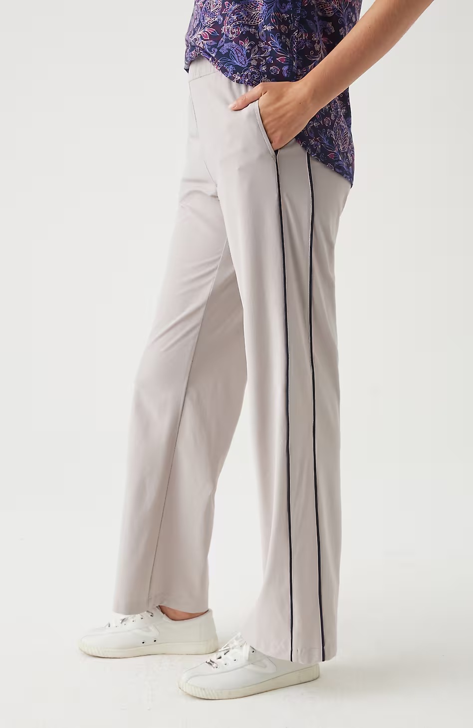 57067-Fit-On-The-Go-Piped-Wide-Leg-Pants-6.jpg Fit On-The-Go Piped Wide-Leg Pants